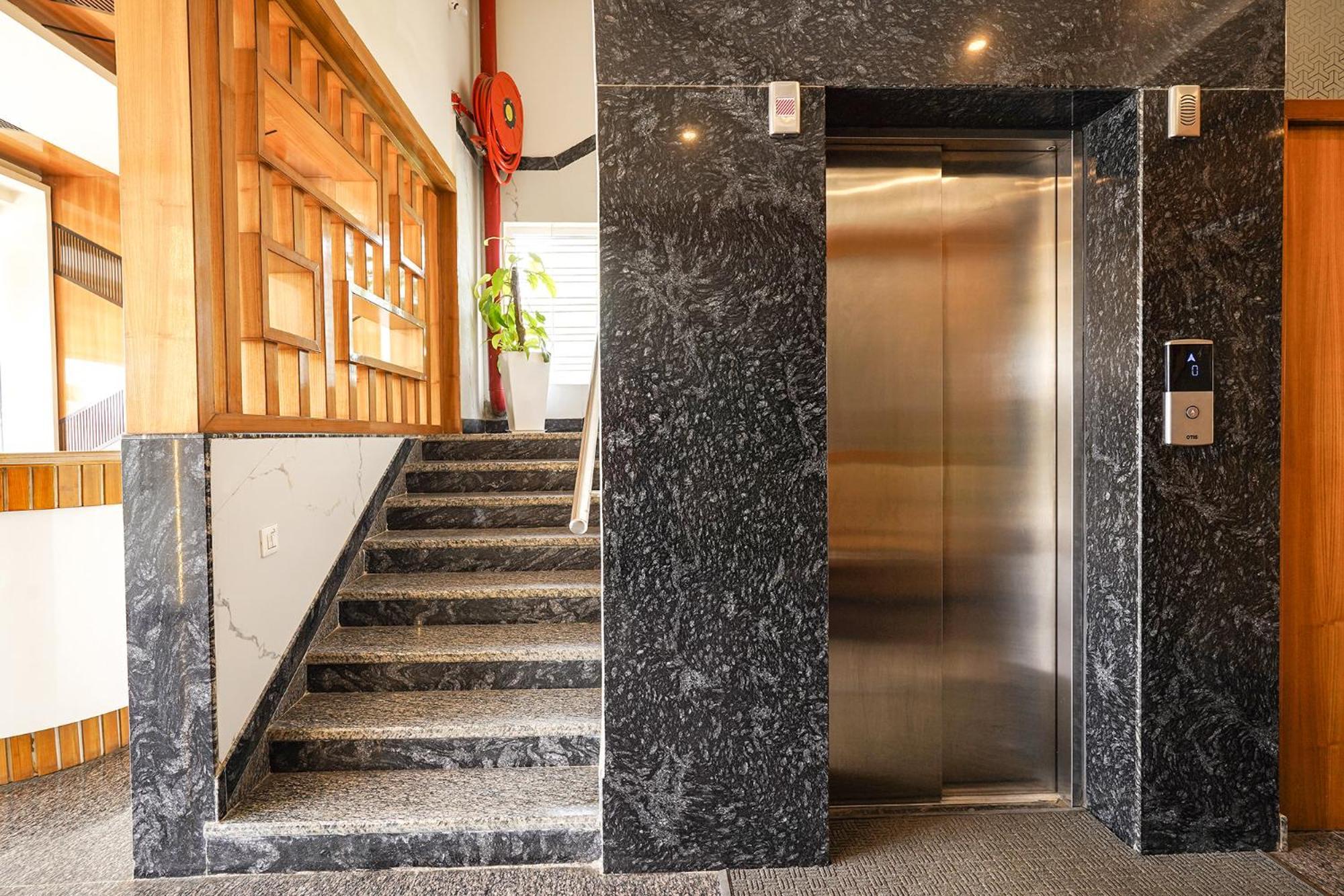 Fabhotel Prime Mayuri Residency Bangalore Exterior foto